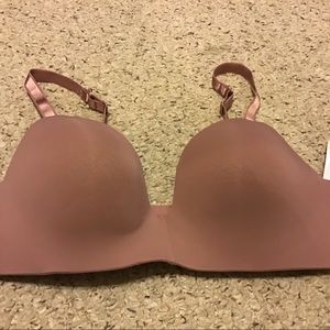 AUDEN 38D NWT NURSING BRA VERY SOFT